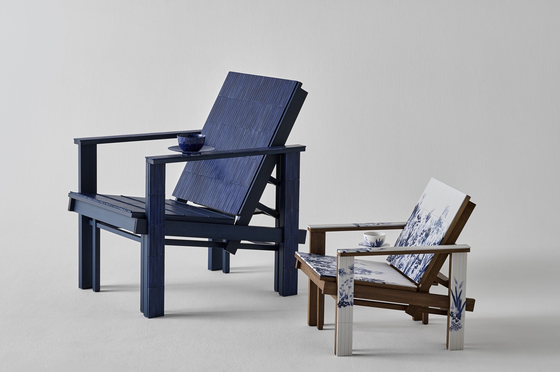 Blue and white chairs by Seto Sometsuke Yaki