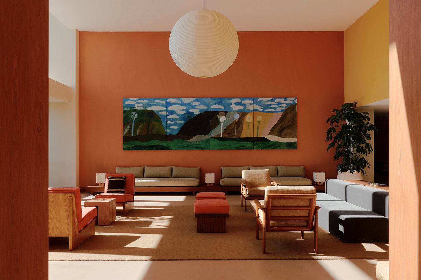 RAY Phoenix images of contemporary residential building with swimming pool amenities and midcentury feel