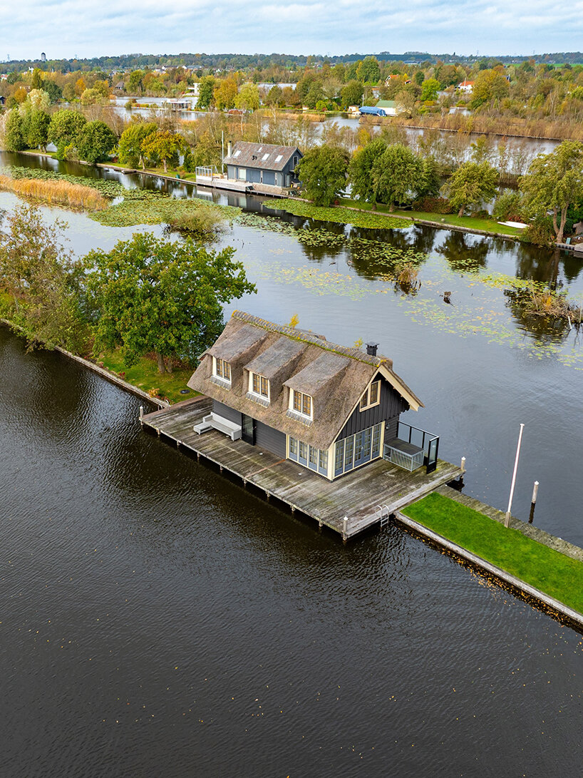 erik kruug photographs a way of living between land and water in the netherlands - 7
