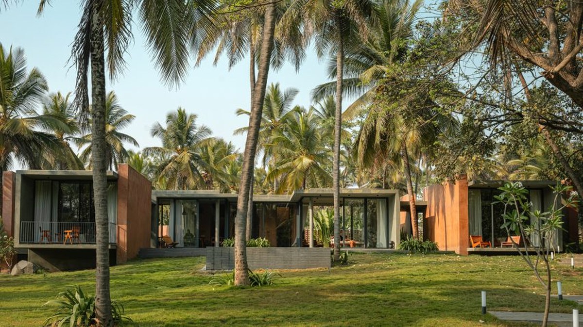 Aalok Farmhouse by Nodecraft Studio