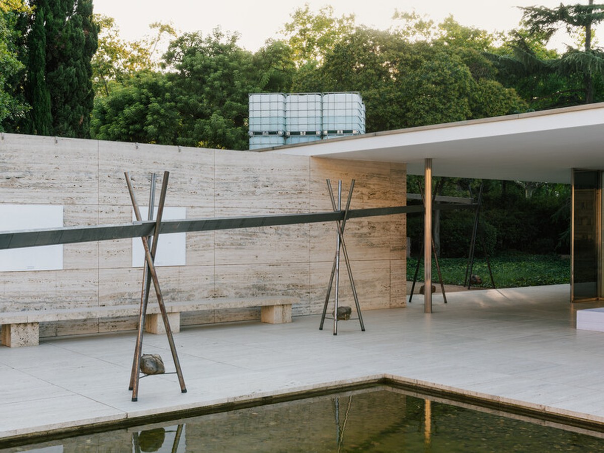 twelve tanks and dripping aqueduct trace water loss at mies van der rohe barcelona pavilion - 1