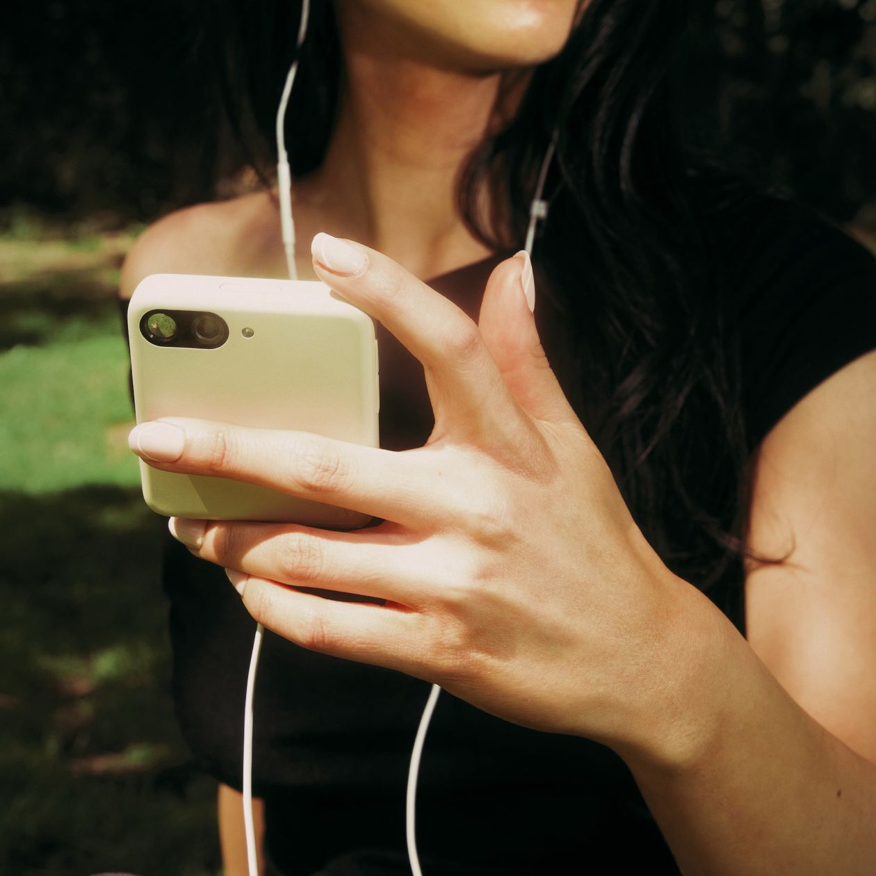 The Meadow compact smartphone