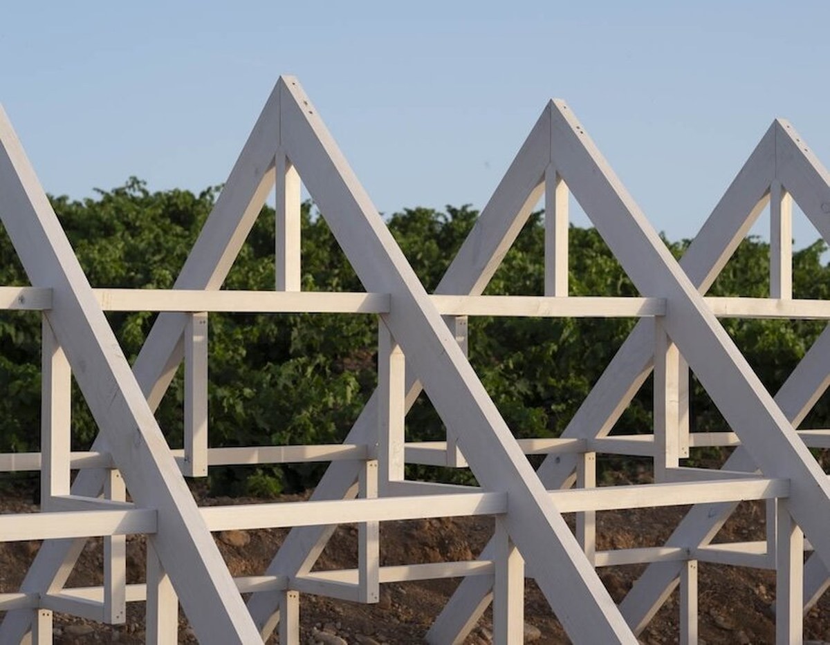 robert smithson's entropy leads BEAR architects into the spaces architecture forgot - 1
