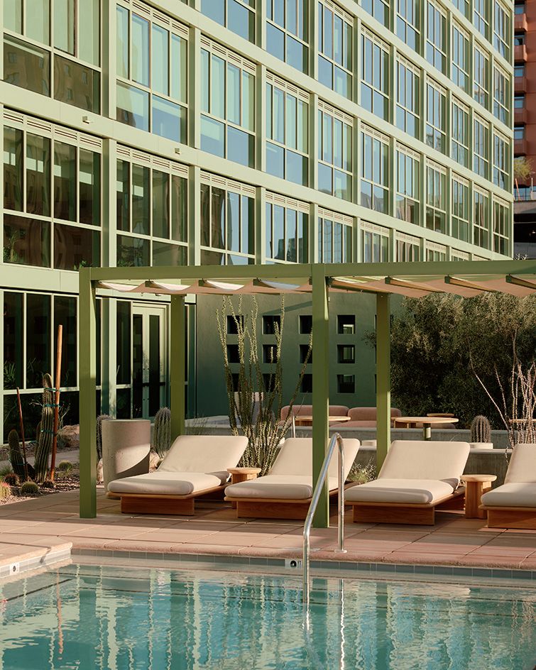 RAY Phoenix images of contemporary residential building with swimming pool amenities and midcentury feel