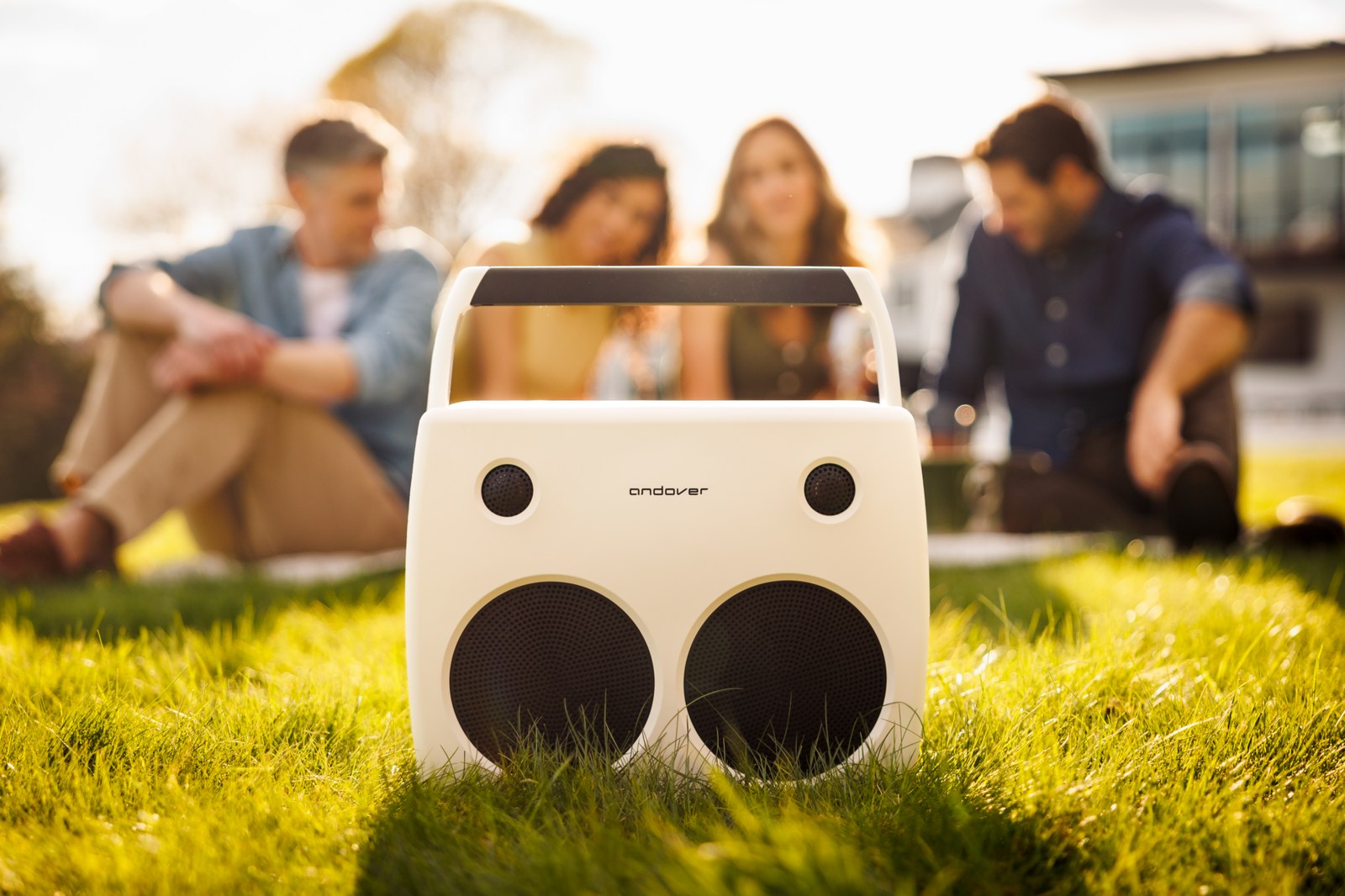 Andover Audio, Taşınabilir Hoparlörlere Şıklık Katıyor: Dayanıklılık ve Estetiği Birleştiren Yeni Ür
