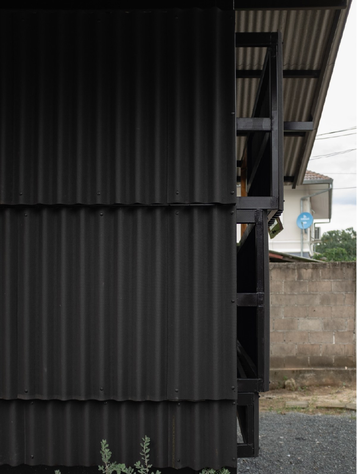 sala kin khao a modular open kitchen born from flood resilience and local hospitality 9