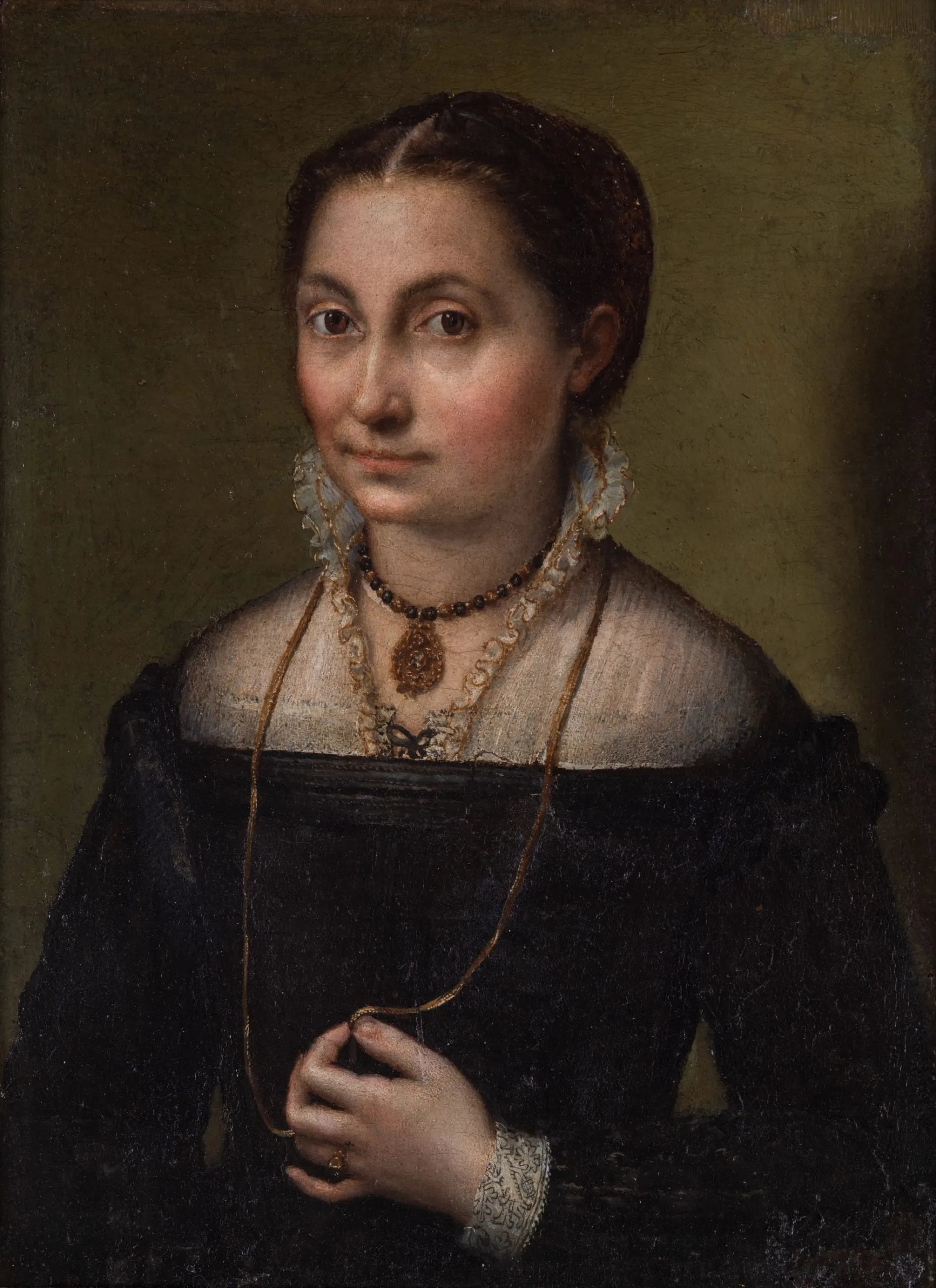 an old fashioned portrait of a woman