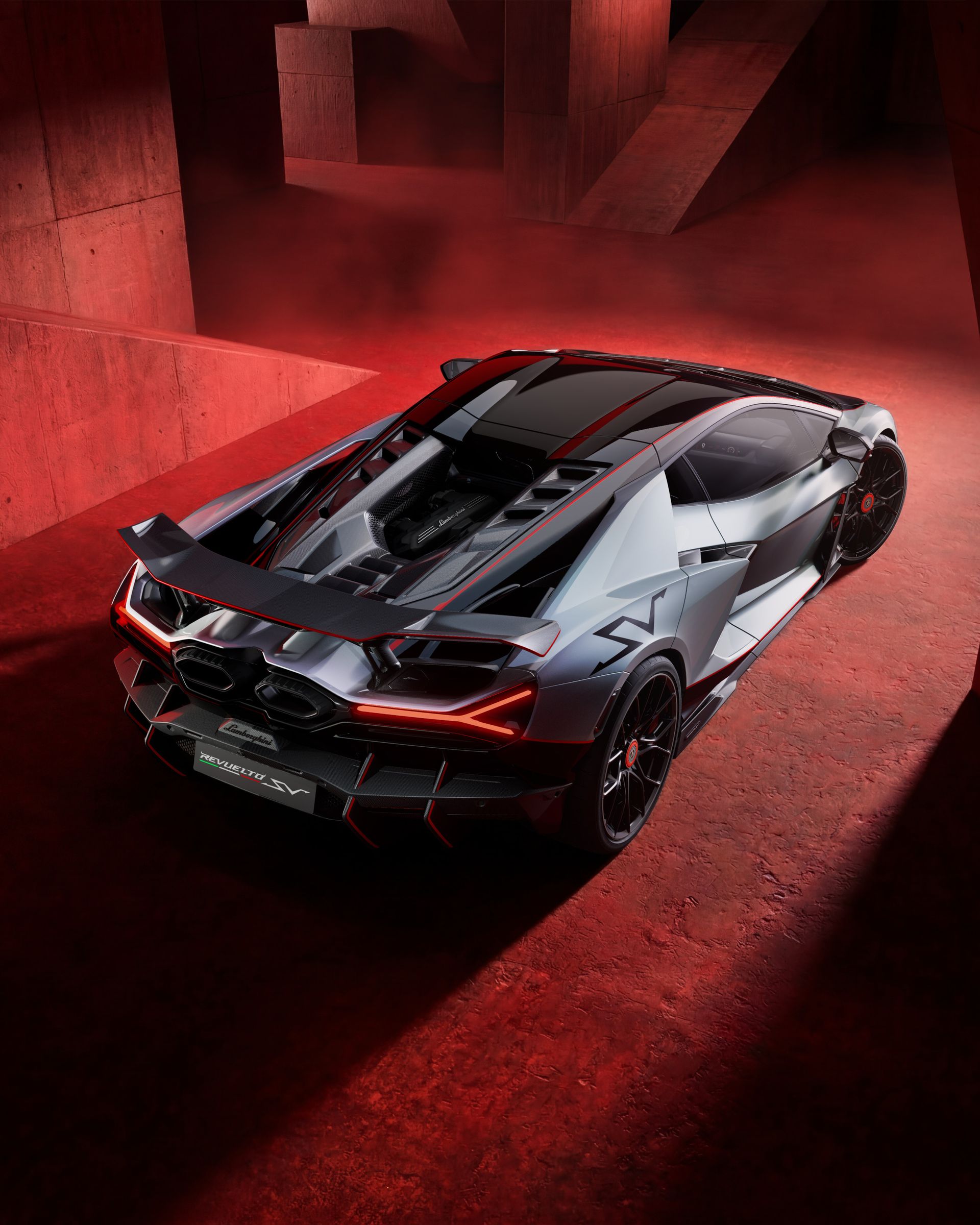 Lamborghini Revuelto SV