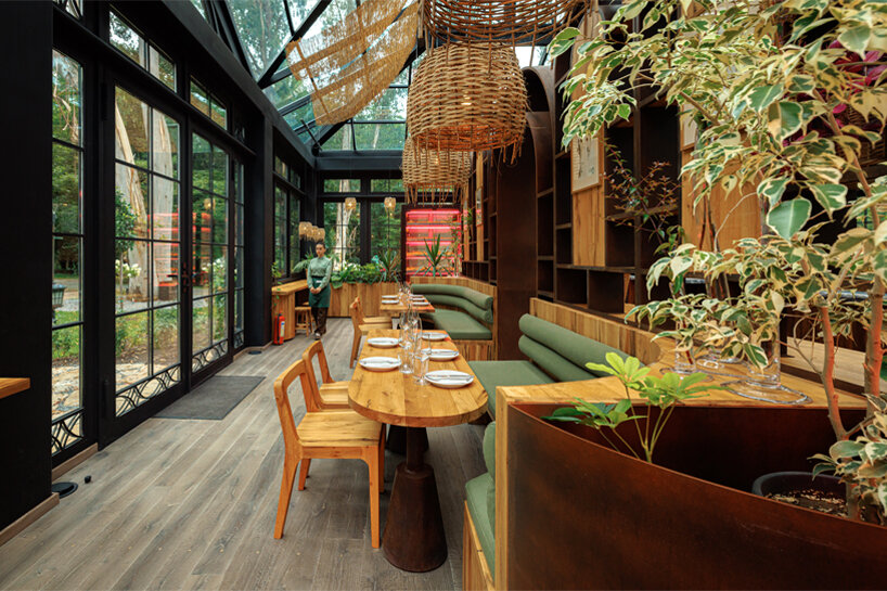 contemporary orangery reimagines ancient botanical mythology of hecate’s garden - 2