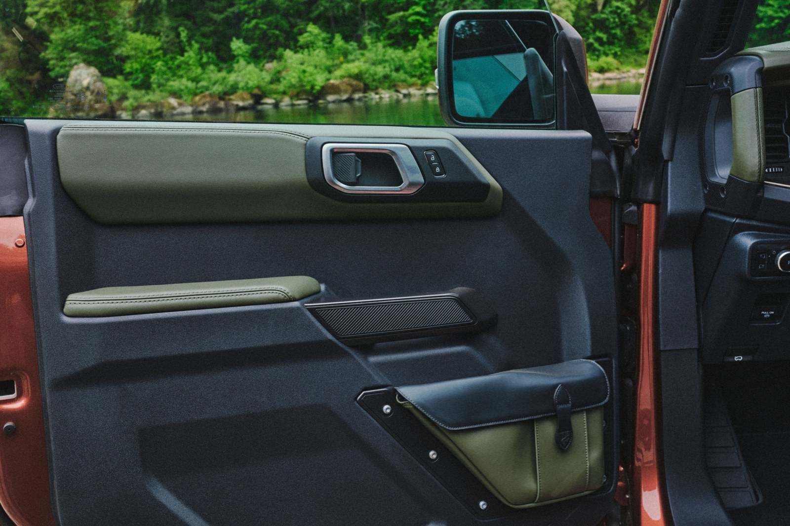 Ford ve Filson İşbirliğiyle Lüks Bronco'ya Yeni Bir Tanım