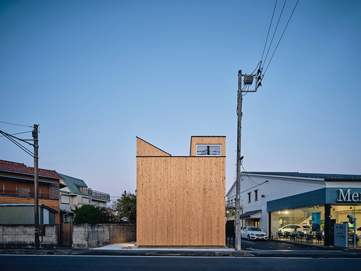 takaaki fuji + yuko fuji builds japanese home to be dismantled and moved with its residents - 1