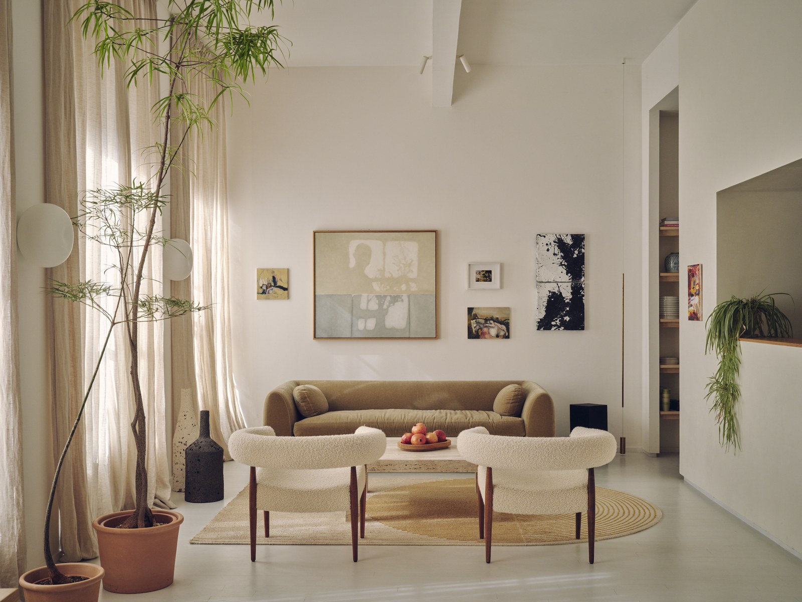 a london apartment by Piercy&Co, titled Apartment 21, with wooden interior and highly crafted details and organic feel