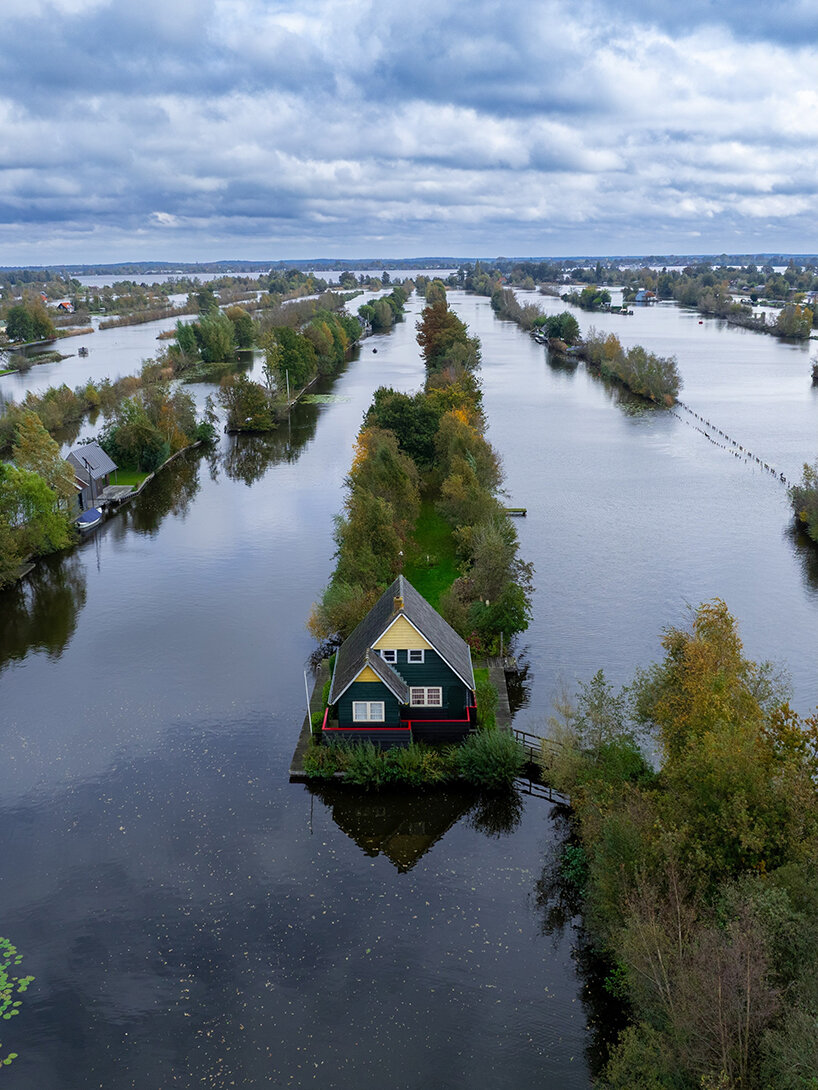 erik kruug photographs a way of living between land and water in the netherlands - 6