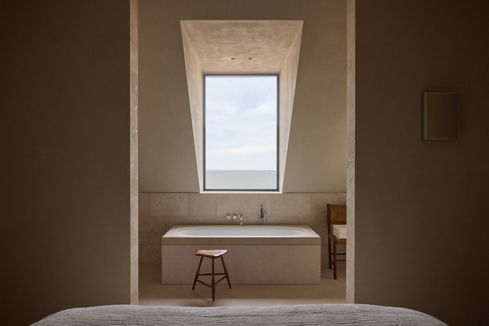 Seaside penthouse in Belgium by Merckx-Holvoet Architecten