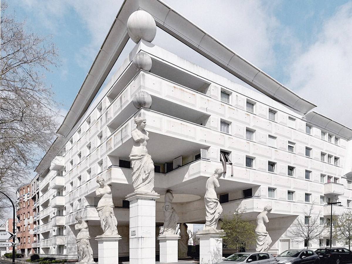 les caryatides de guyancourt: a photo essay on the postmodernist complex of suburban paris - 1