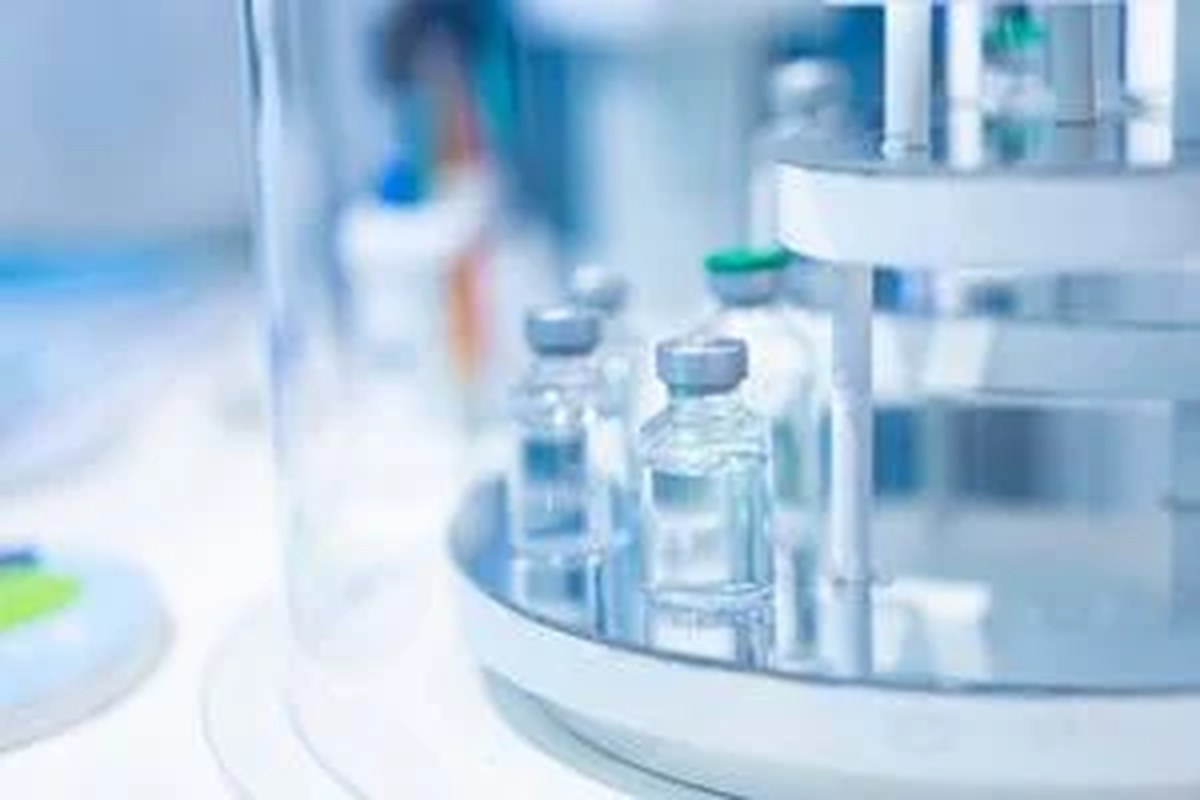American Regent is recalling hospital-grade epinephrine injections over cracked vials and contamination