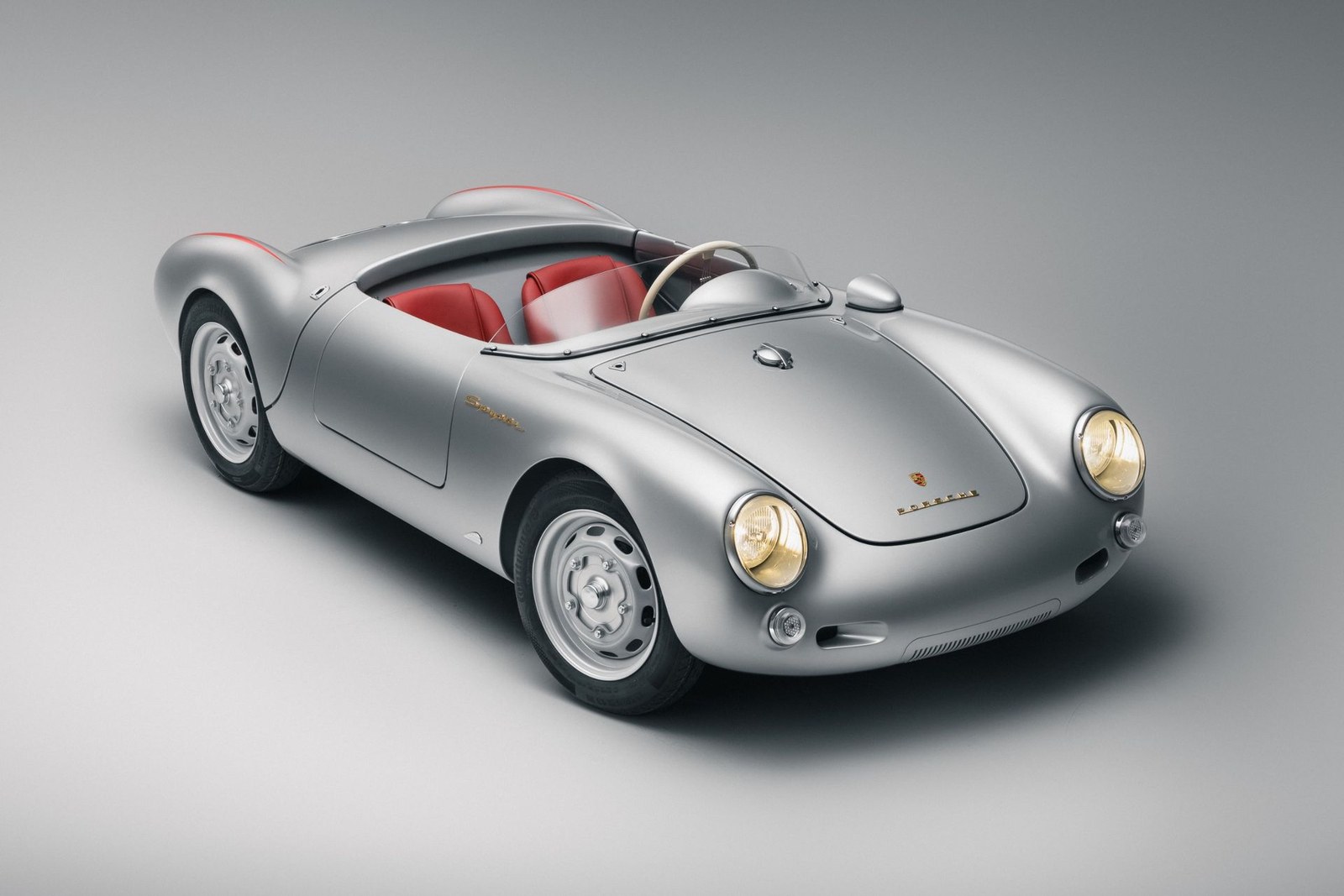 Hedley Studios x Porsche 550 J