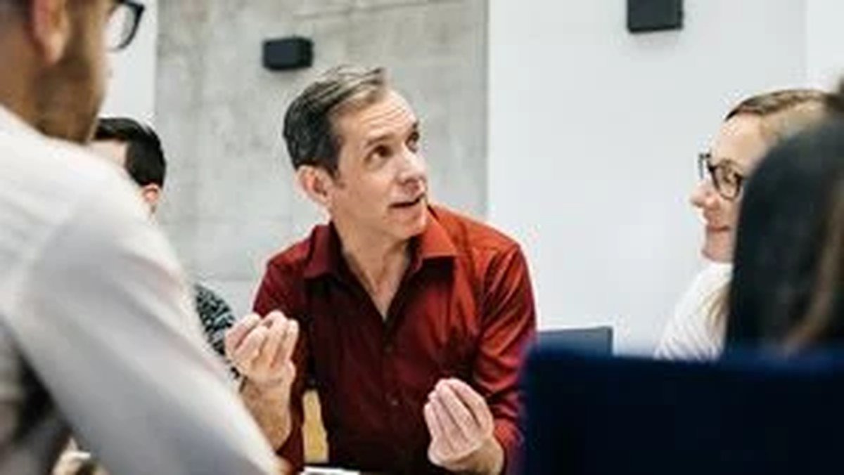 U.S. school systems face pressure to strengthen internal capacity