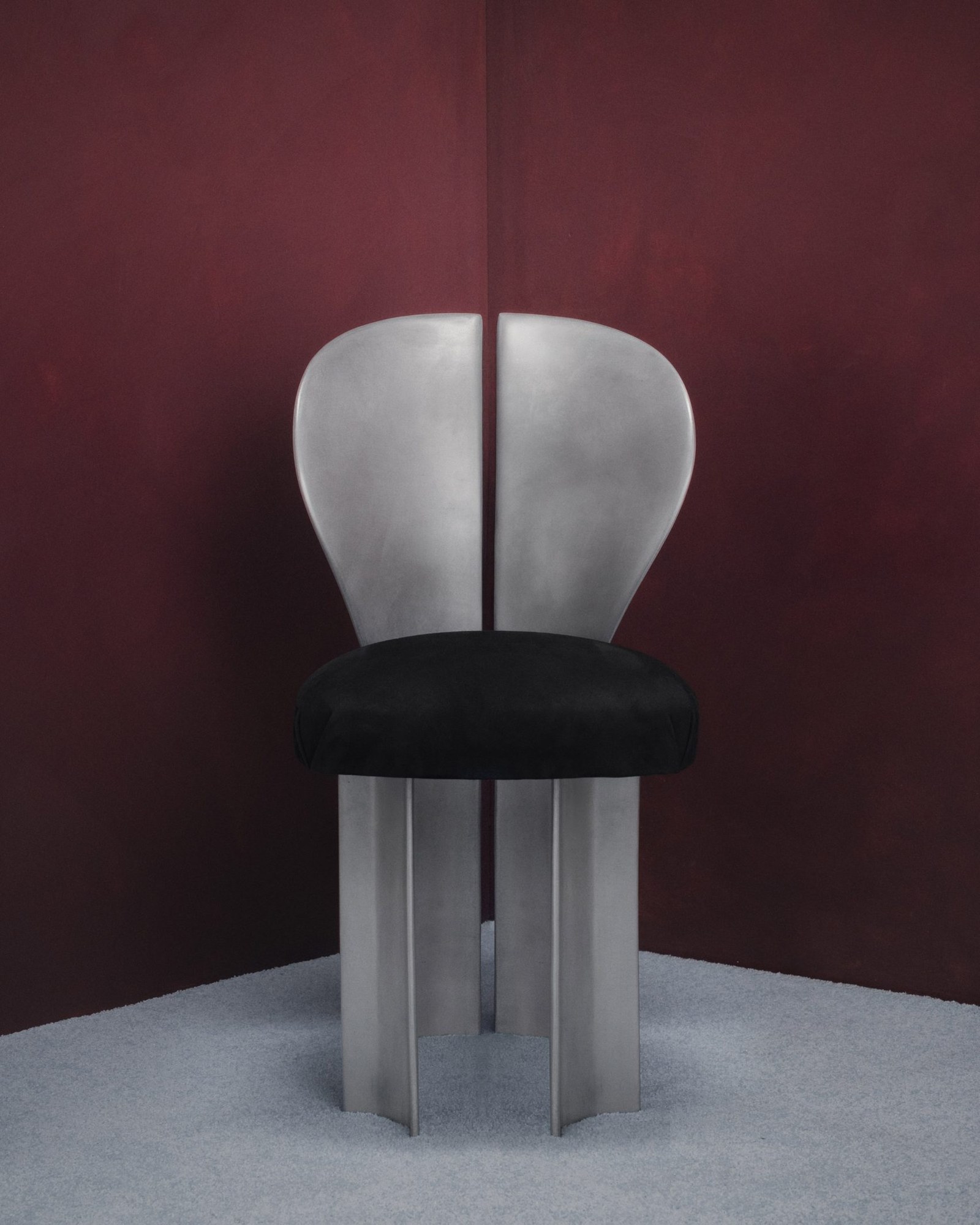 Nicolas Riano Guerrero Lilium Chair
