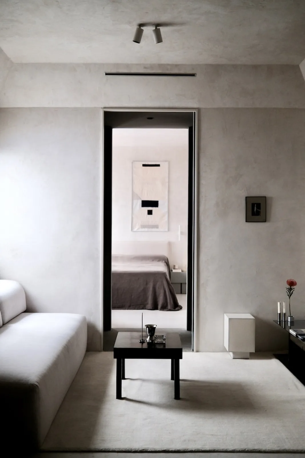 granite, plaster, and steel define oroco studio’s 40-sqm apartment renovation in madrid - 1