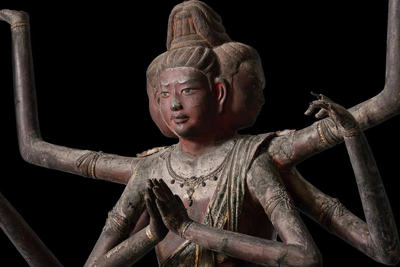 Nara'da Ashura: Kōfukuji Eserinin Kararlı ve Hüzünlü Bakışları