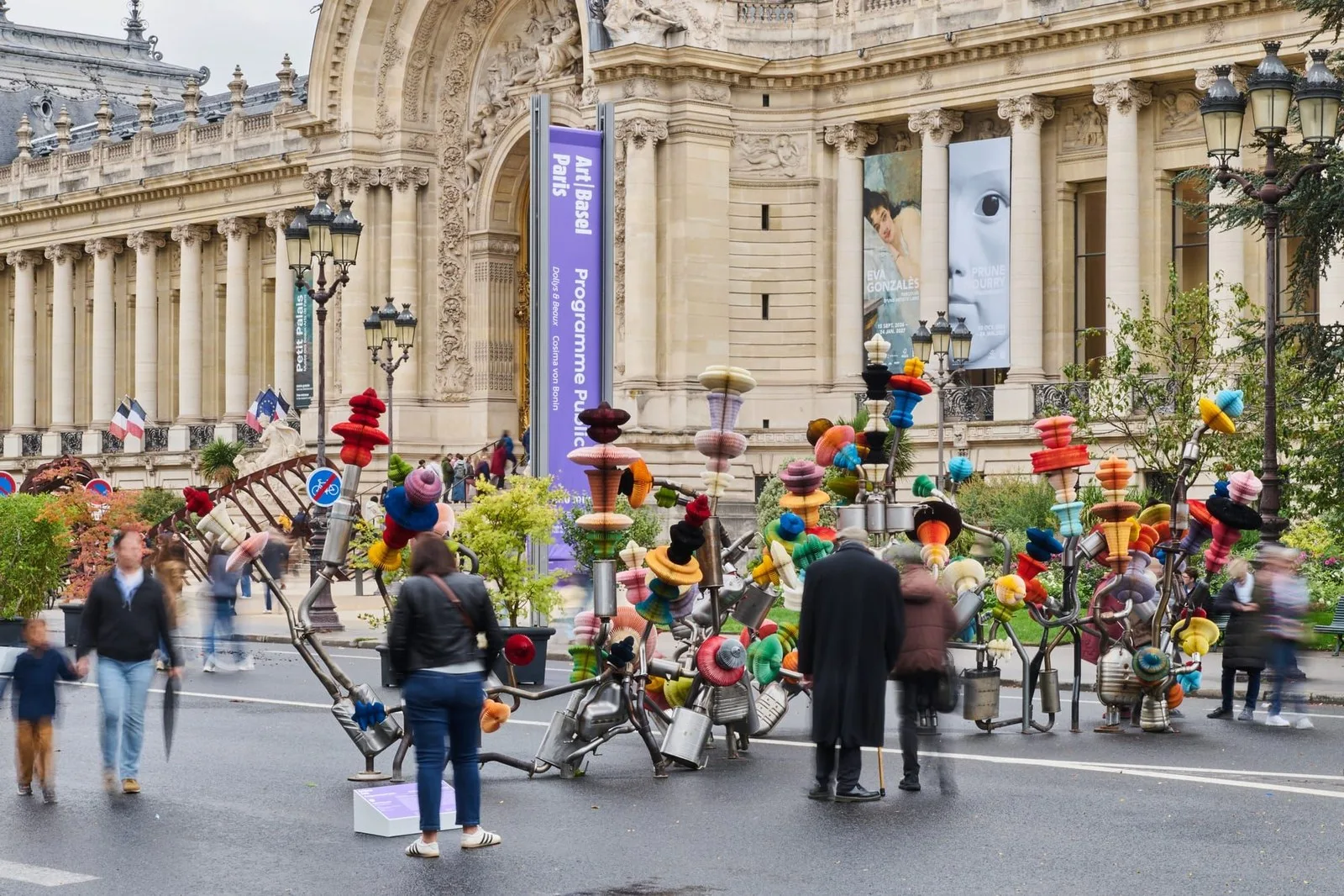 Erken Kapanış: Art Basel Paris, Heykelleri de Halktan Çekti