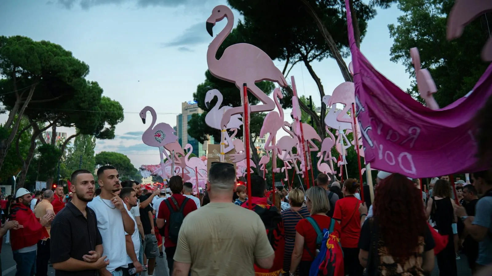 De Belgrado a la Puerta del Sol: por qué sale a la calle la generación Z